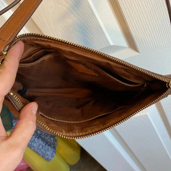 Fossil genuine leather shoulder crossbody bag - Picture 4 of 6